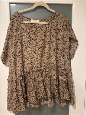 Ruffled Short Sleeve Blouse - Tan Leopard Print